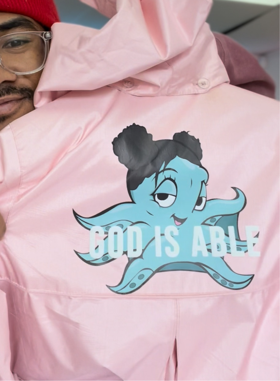 MissMoneyShot Rain Trench